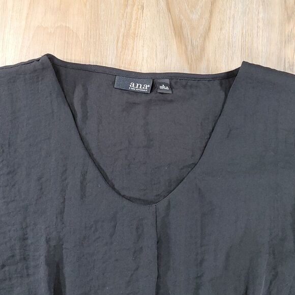 🔺️ANA Black Crinkled Semi Sheer Vneck Short Sleeve Top Small - Picture 3 of 9